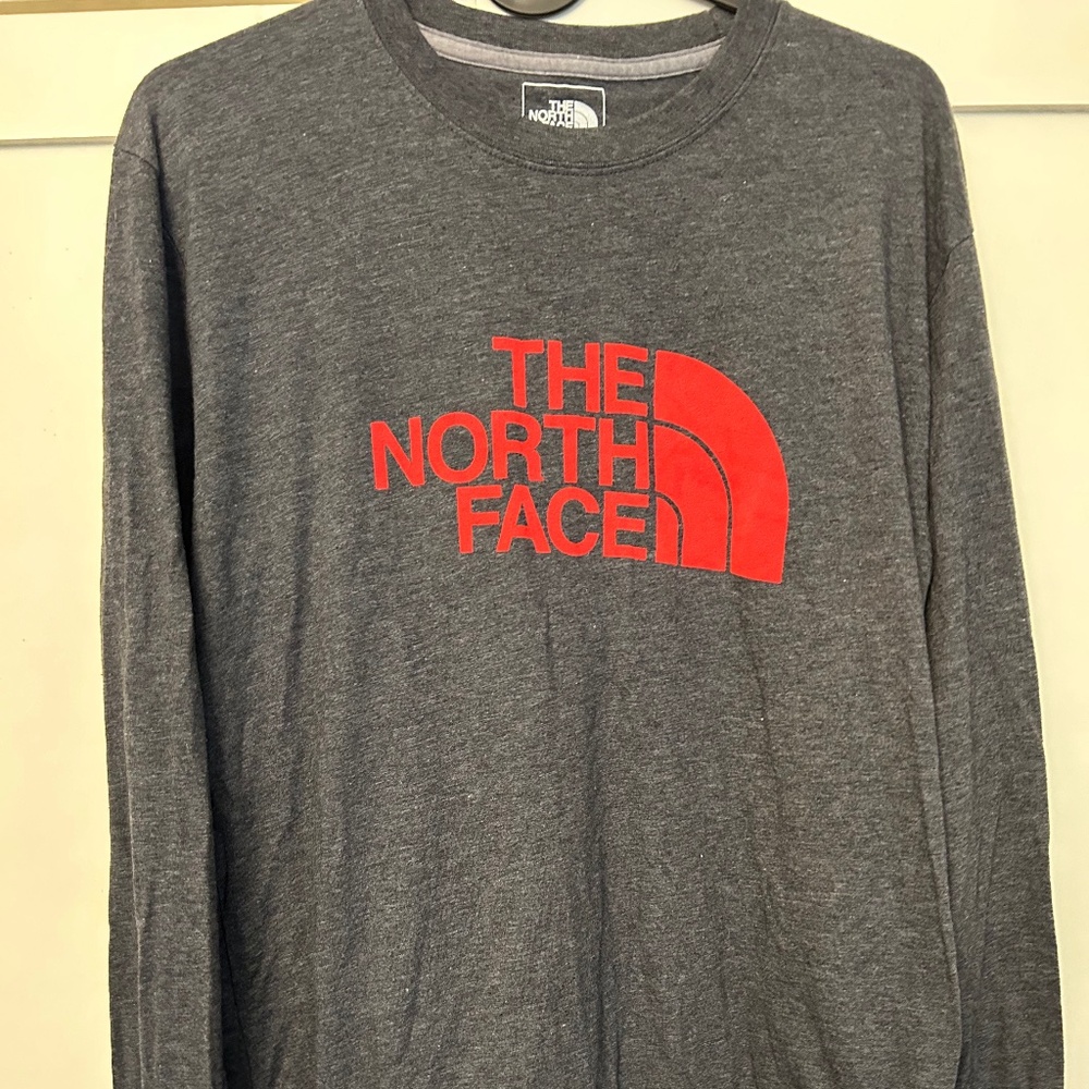 North Face long sleeved t-shirt